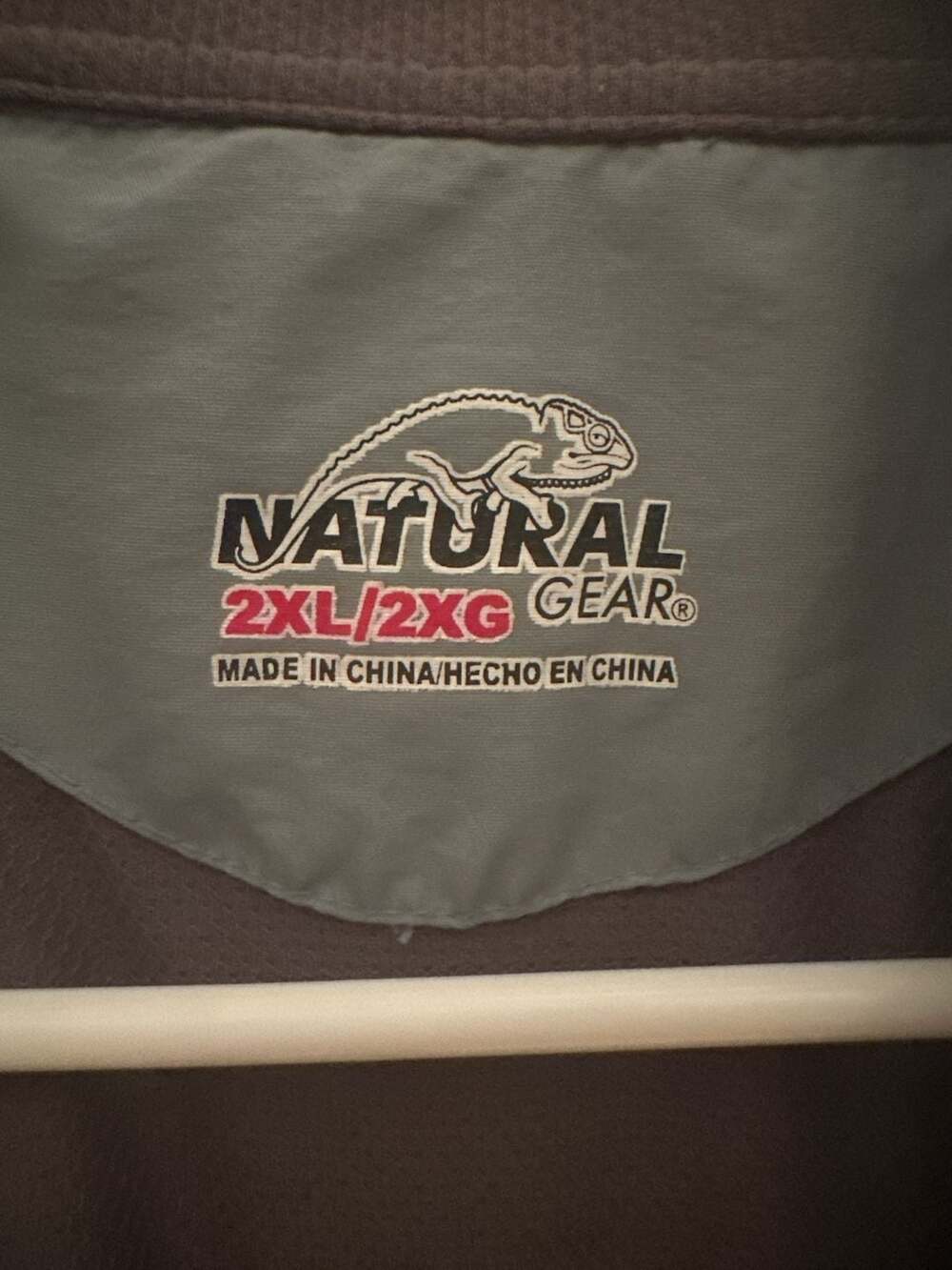 Natural Gear Men's Short Sleeve Outdoor Fishing Hiking Shirt with Vented Back - Picture 2 of 2
